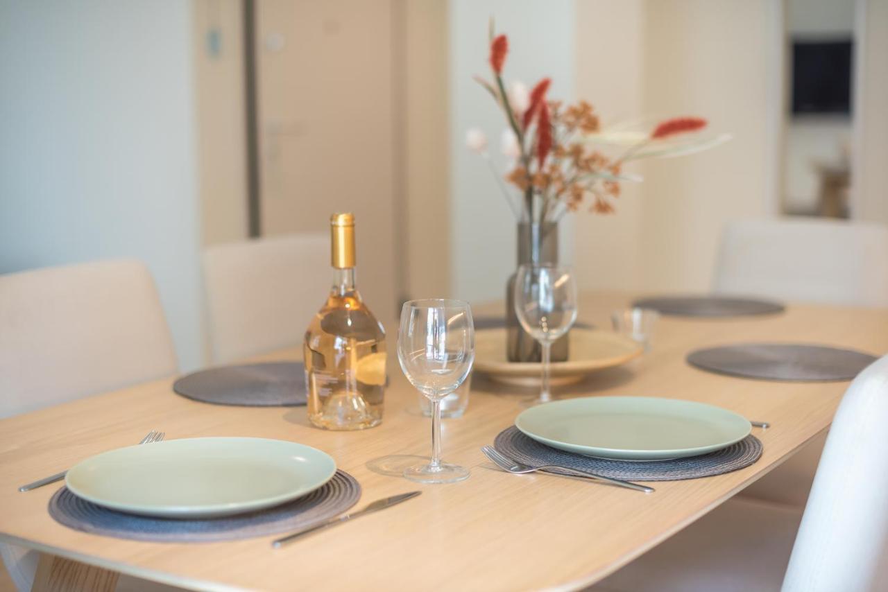 Stylish 2Bdr Apt By Acropolis Афины Экстерьер фото