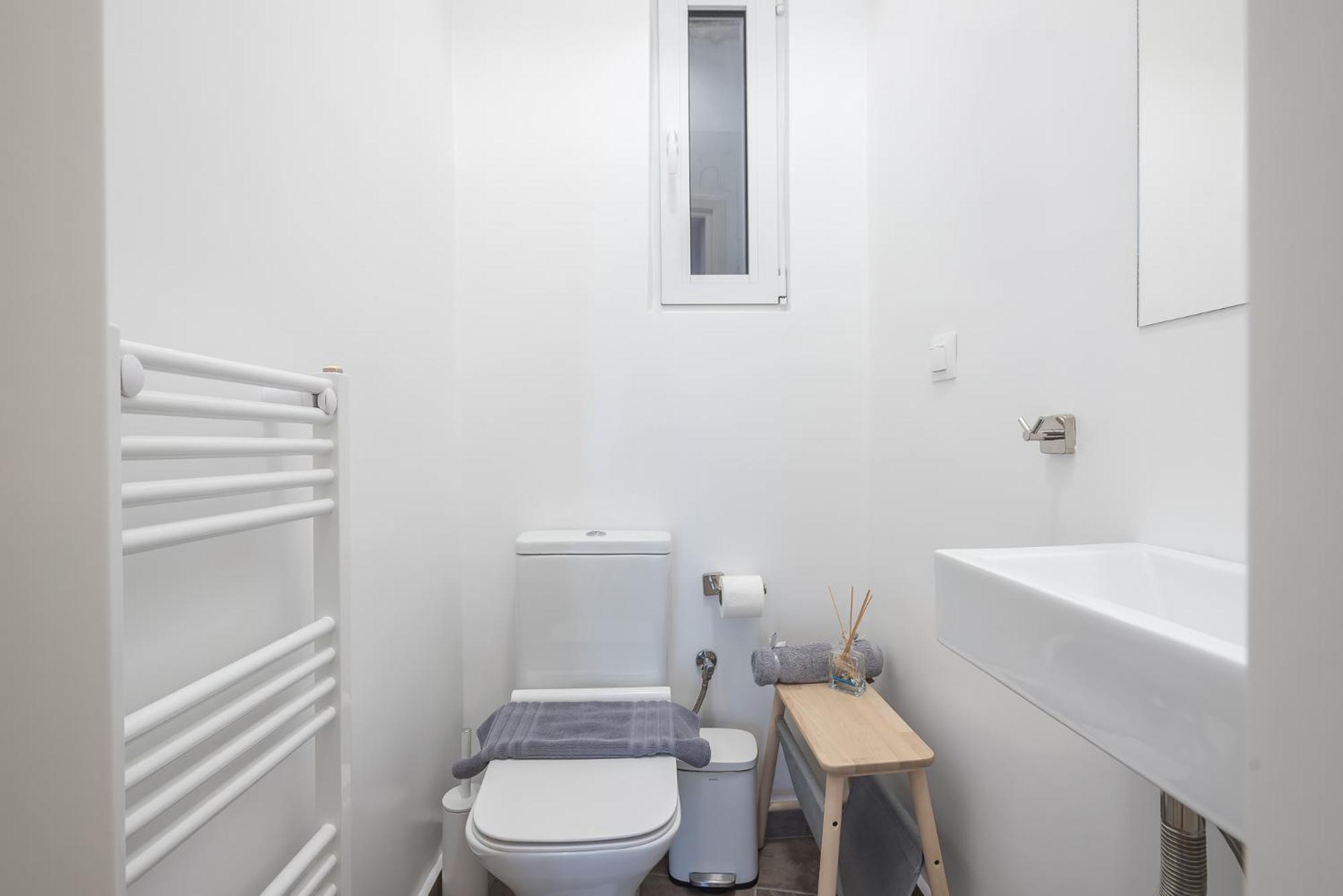 Stylish 2Bdr Apt By Acropolis Афины Экстерьер фото
